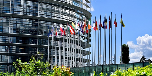 Le PPE entend profiter du « dialogue stratégique » sur l’avenir de l'automobile promis par Ursula von der Leyen pour faire valoir ses positions.