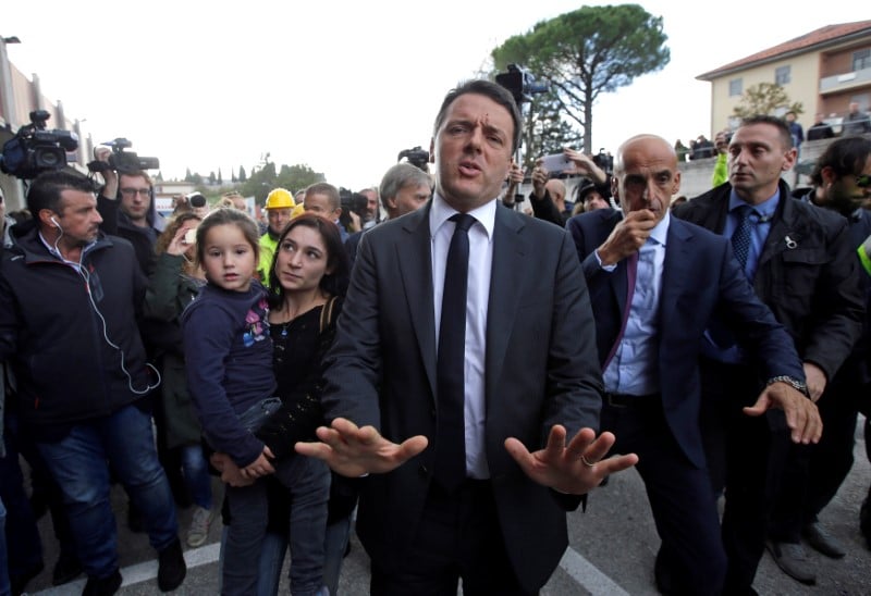 Renzi exclut une participation a un gouvernement de transition