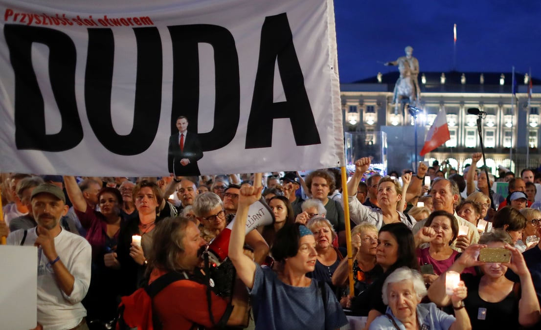 Pologne: duda signe un amendement sur la cour supreme