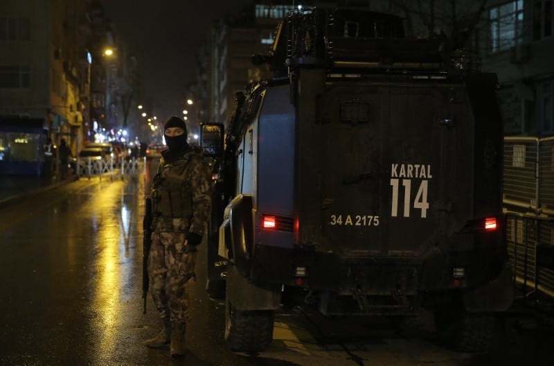 Un suspect de l'attaque du qg de la police d'istanbul abattu