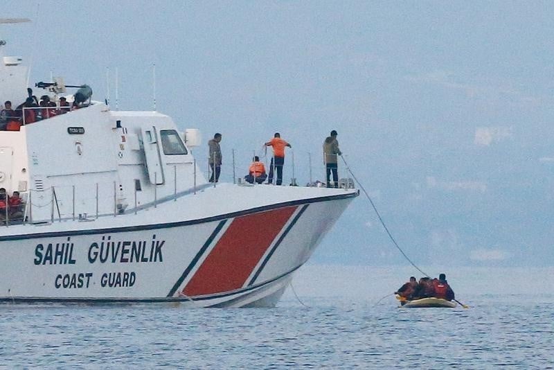 Ue et turquie d’accord pour discuter d’un plan pour faire face a la crise migratoire