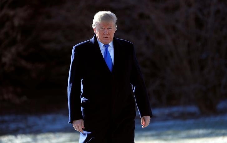 Trump se decrit comme un genie apres un livre tres critique