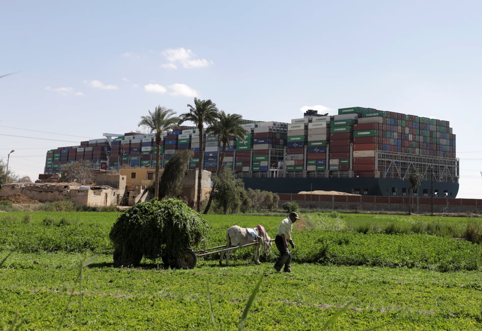 Canal de suez : vers un accord entre les proprietaires de l'ever given et les autorites