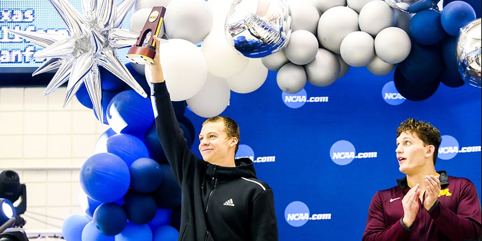 Léon Marchand aux championnats NCAA, en mars 2022, à Atlanta.