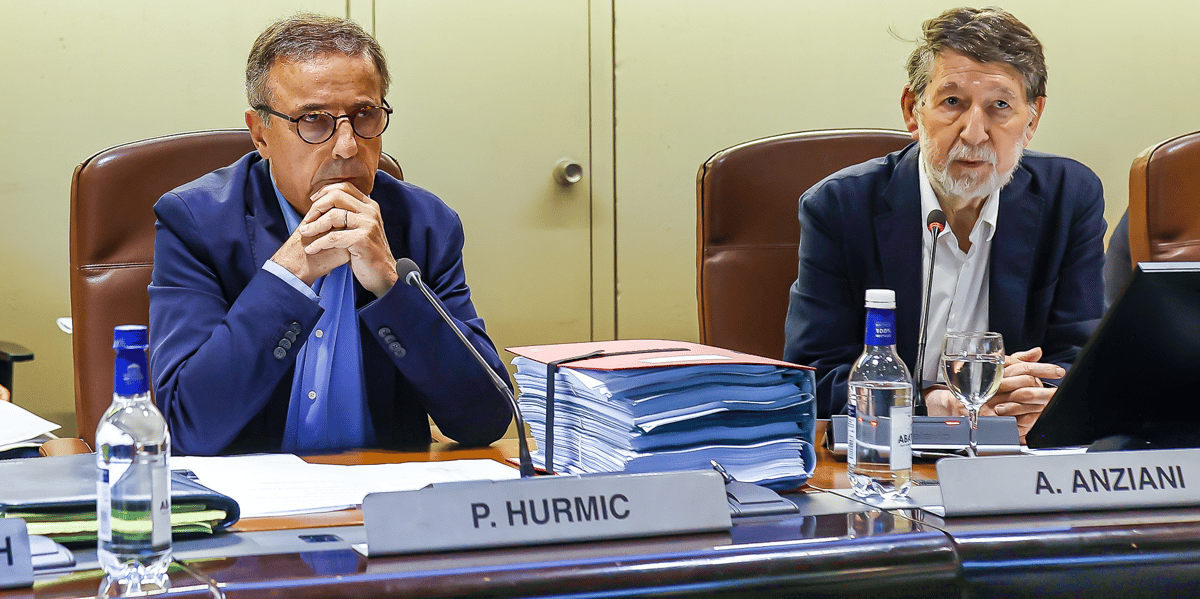 Pierre Hurmic et Alain Anziani, le 30 juin 2023.