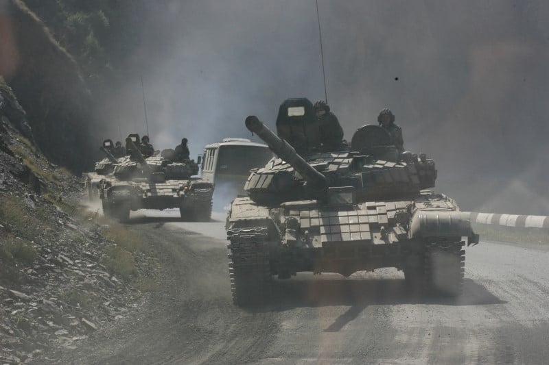 La haye va enqueter sur la guerre entre georgie et russie