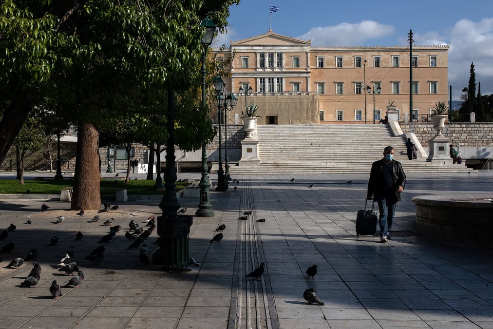 Coronavirus: la grece durcit le confinement, ecoles et creches ferment