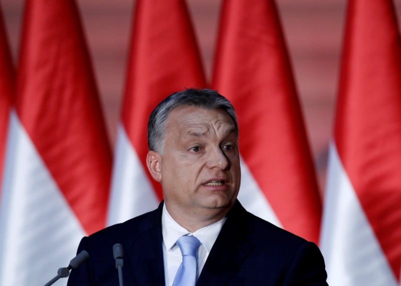 Budapest defendra varsovie contre "l'inquisition" de l'ue
