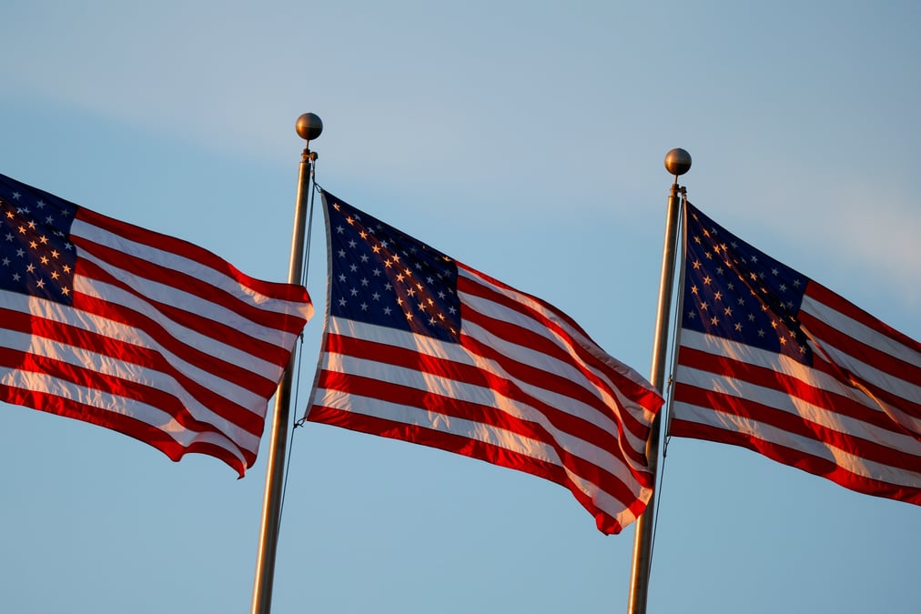 Des drapeaux americains