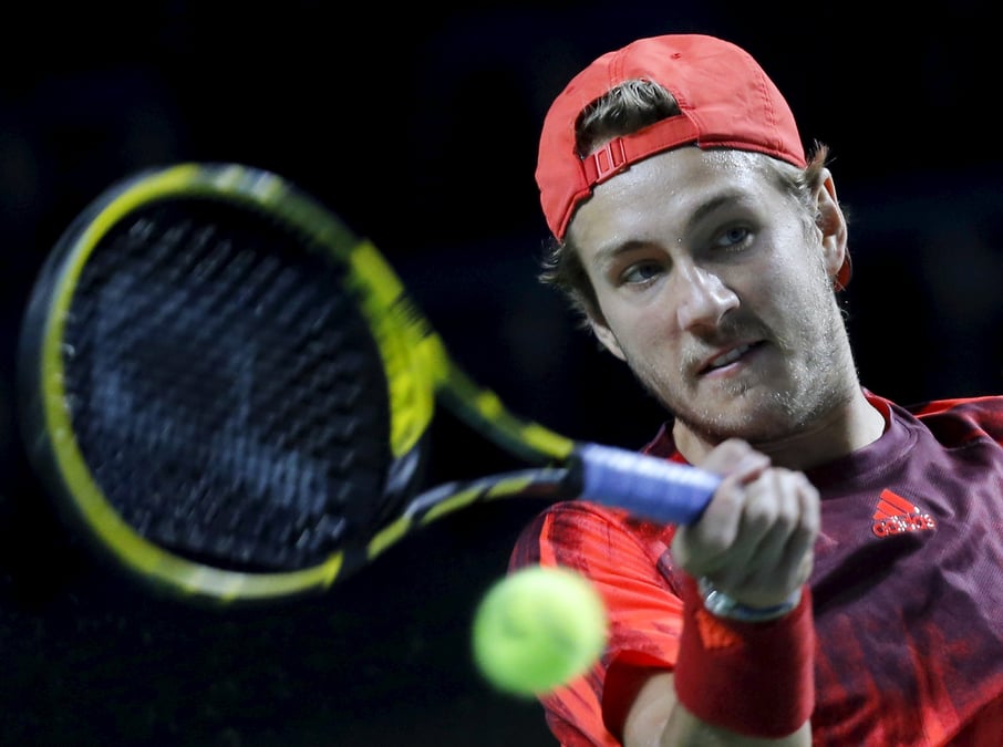 Fin de partie pour pouille, federer trace sa route
