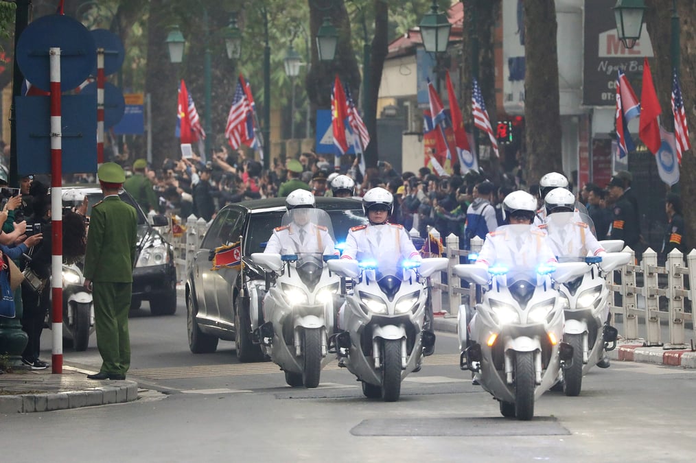 Kim jong-un est arrive a hanoi pour son sommet avec trump