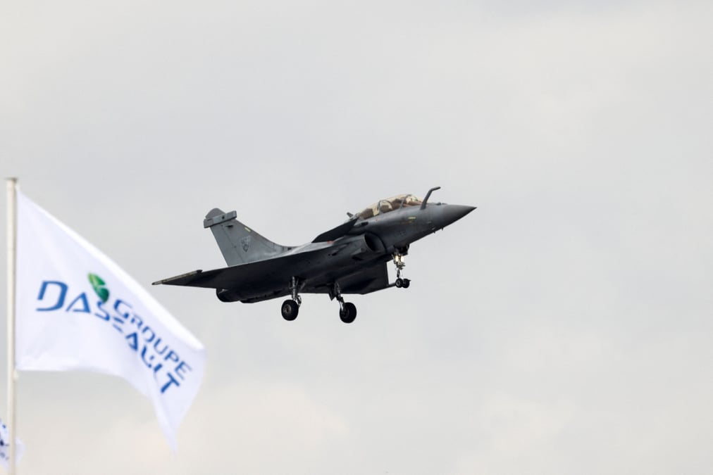 Photo d'un avion de combat rafale