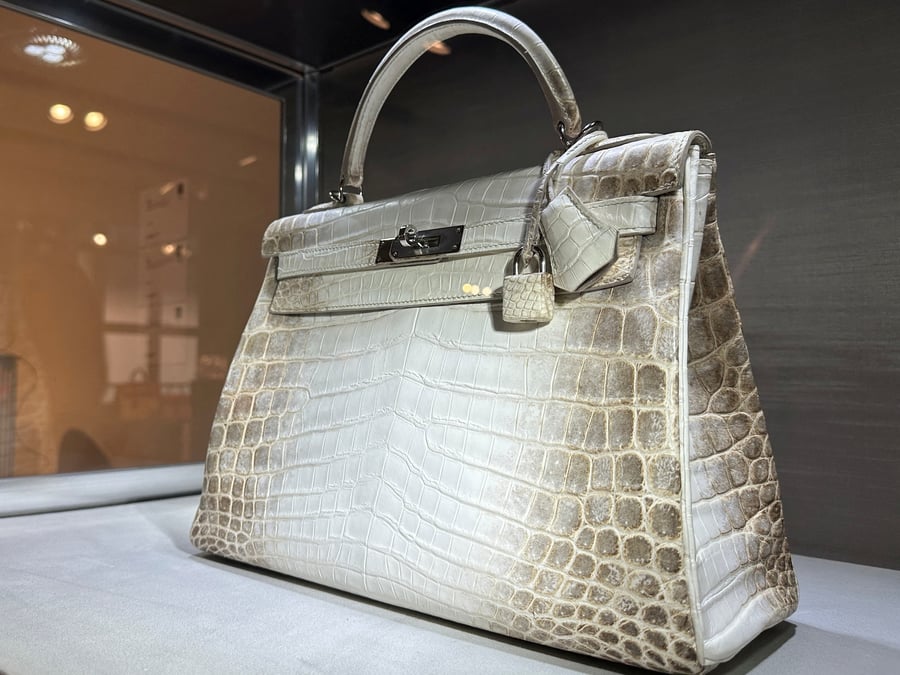 Vente aux encheres de sacs a main de luxe chez sotheby's, new york