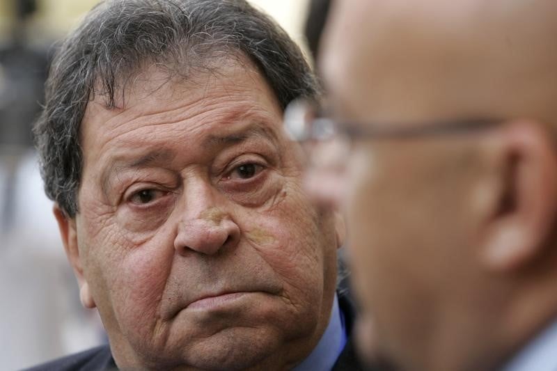 Retrait d'un des candidats à la présidence israélienne