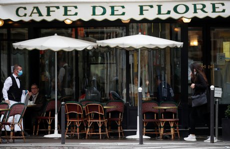 Restaurants ouverts et bars fermes, paris entre en zone d'alerte maximale