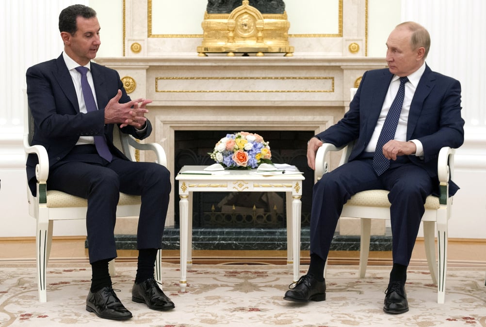 Poutine rencontre assad a moscou, critique l'ingerence etrangere en syrie
