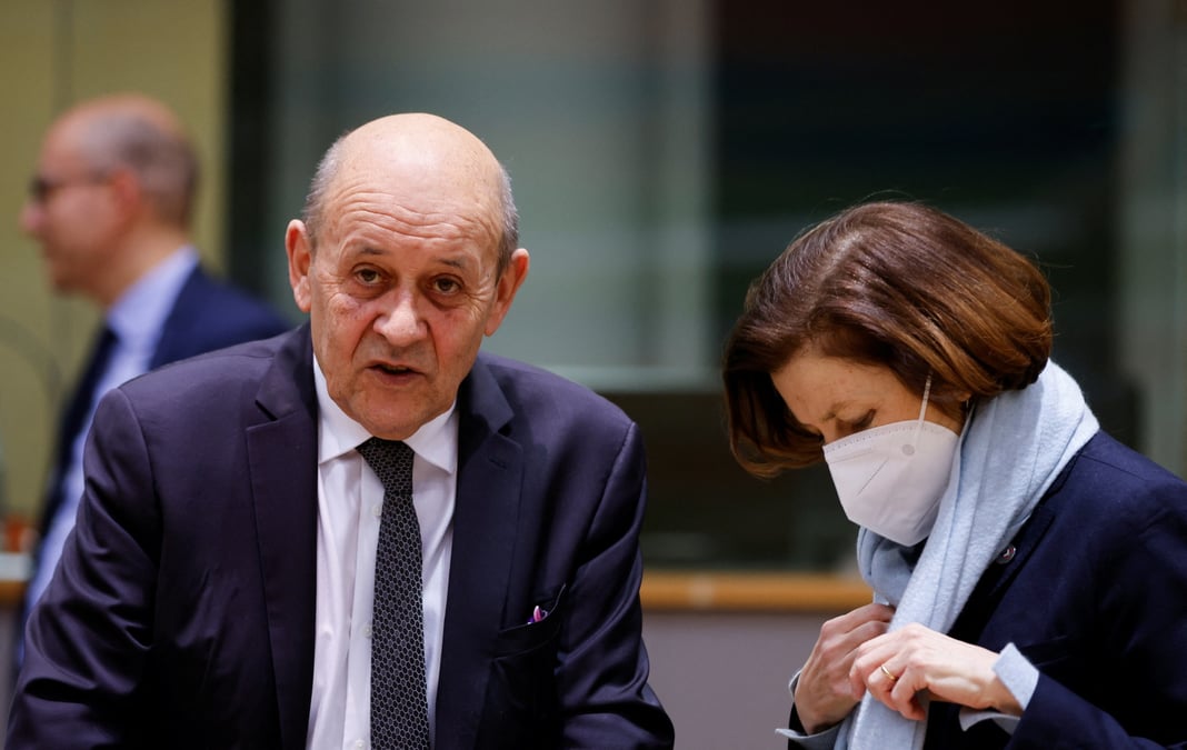 Ukraine: la france met en garde contre une "culpabilite collective" a marioupol