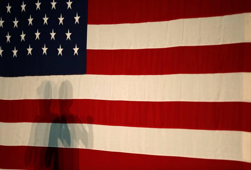 Les usa ordonnent le depart d'irak de certains employes d'ambassade