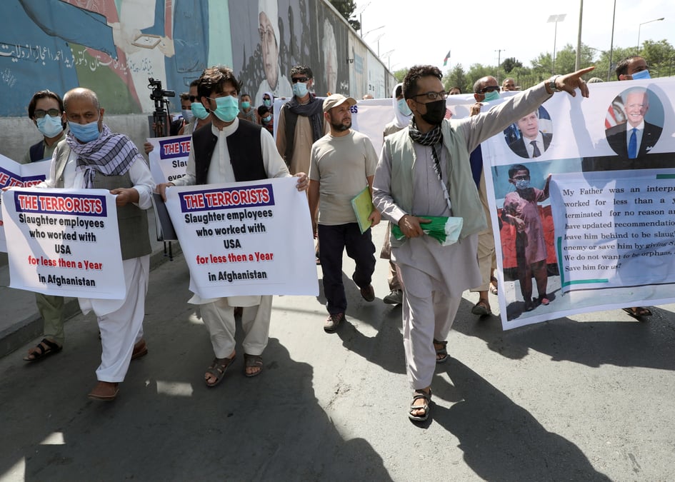 Les etats-unis entament l'evacuation d'anciens auxiliaires afghans