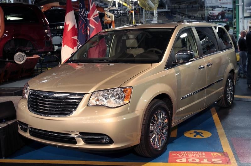 Fiat chrysler rappelle des minivans en amerique du nord