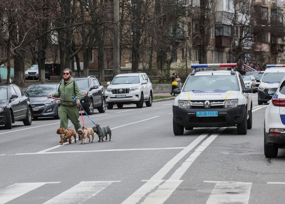 Zone proche du site d'un tir de missile russe a kyiv