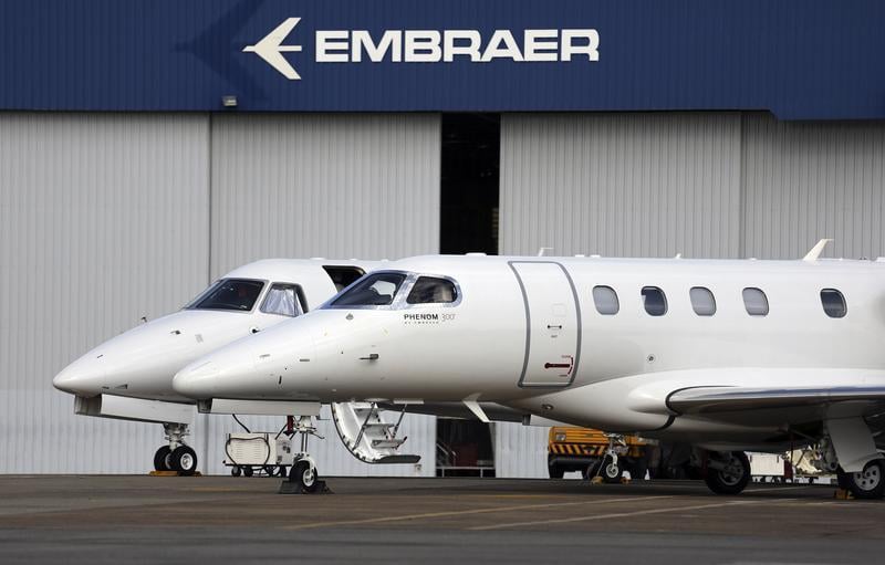 American Airlines commande 60 Embraer