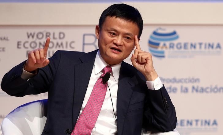 Alibaba va "reflechir serieusement" a une cotation a hong kong, dit ma