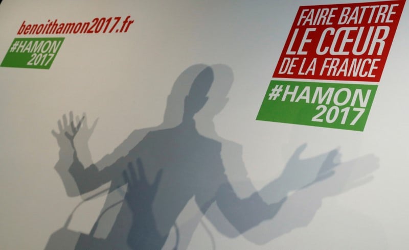 Le camp hamon "consterne" par le programme economique de macron