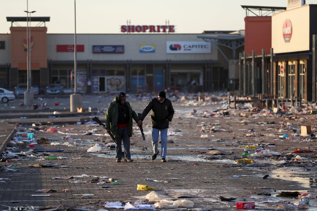 Le calme revient en afrique du sud, des milliers de soldats attendus