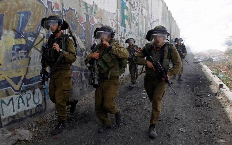 Un Palestinien tué à balles réelles lors d'une manifestation