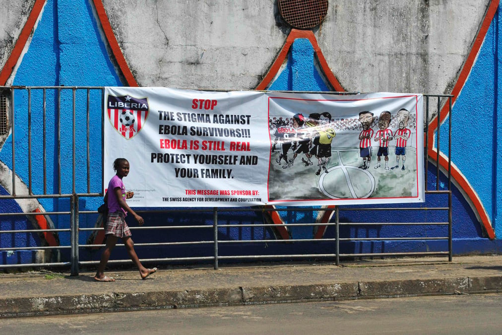 Premiers essais cliniques pour des traitements contre la fievre ebola sur des volontaires en afrique 