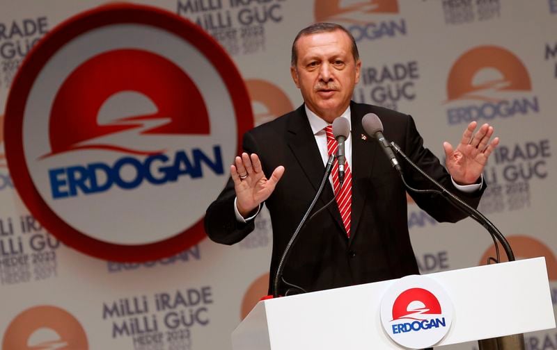 Erdogan entre en campagne et promet une "nouvelle Turquie"