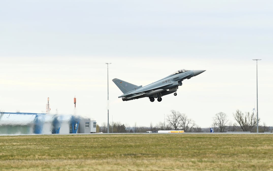 Airbus propose d'assembler l'eurofighter en suisse