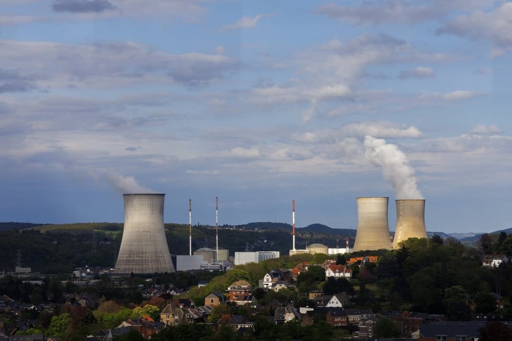 Vue sur la centrale nucléaire de Tihange en Belgique, exploitée par le groupe français Engie.