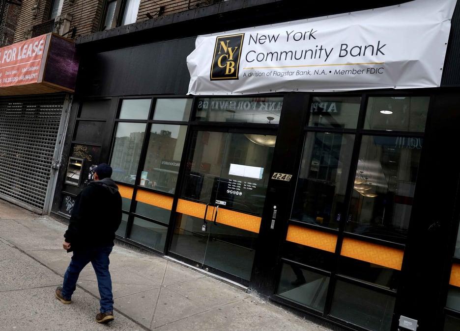 La banque régionale de New York a augmenté ses provisions de 552 millions de dollars au quatrième trimestre sur l'immobilier commercial.