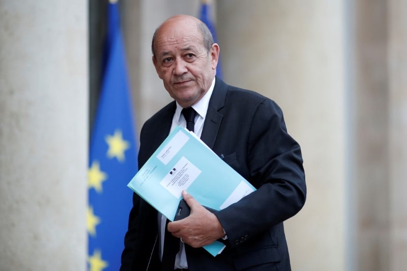 Paris annonce l'expulsion de quatre diplomates russes