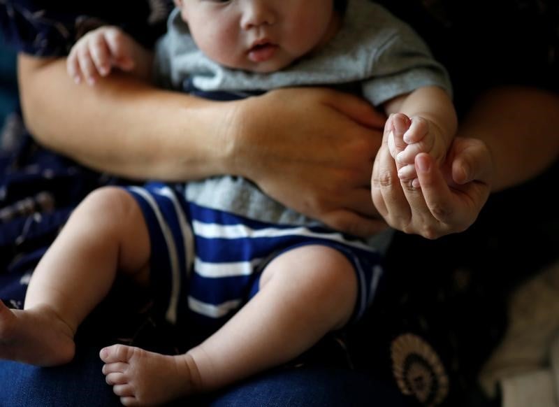 Moins d'un million de naissances au japon