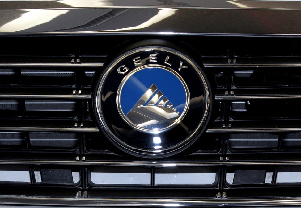 Le chinois geely a voulu prendre 5% de daimler, qui a refuse