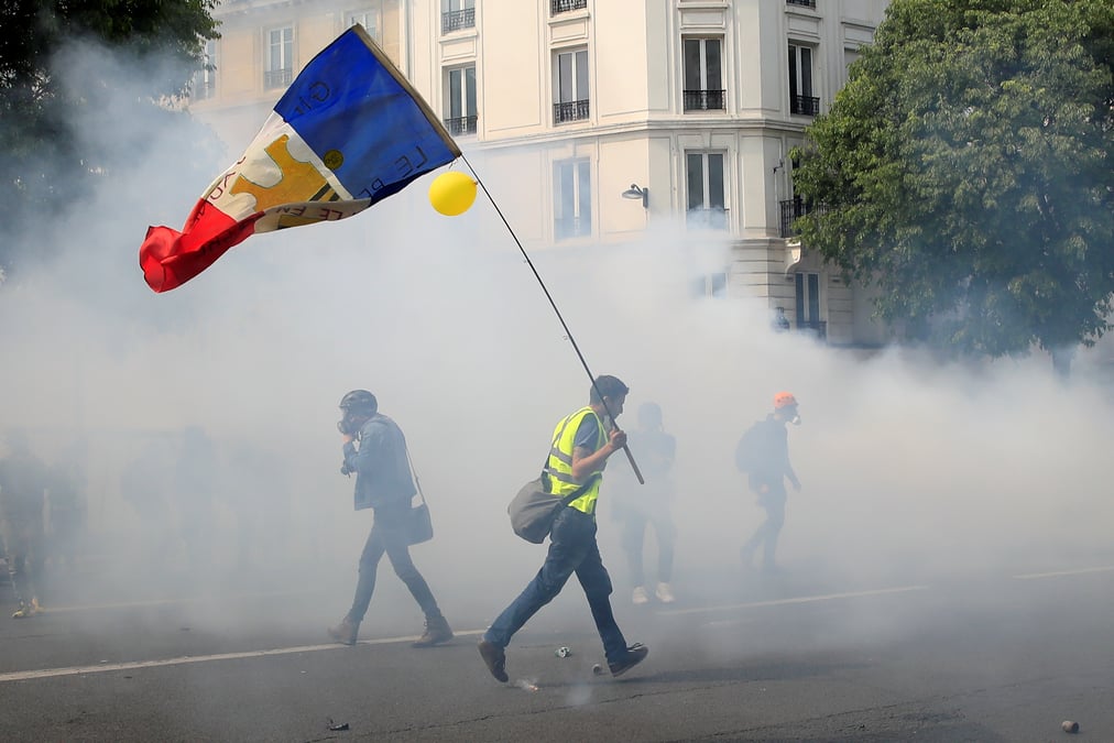 Pres de 12.000 "gilets jaunes" mobilises pour le 32e jour d'action