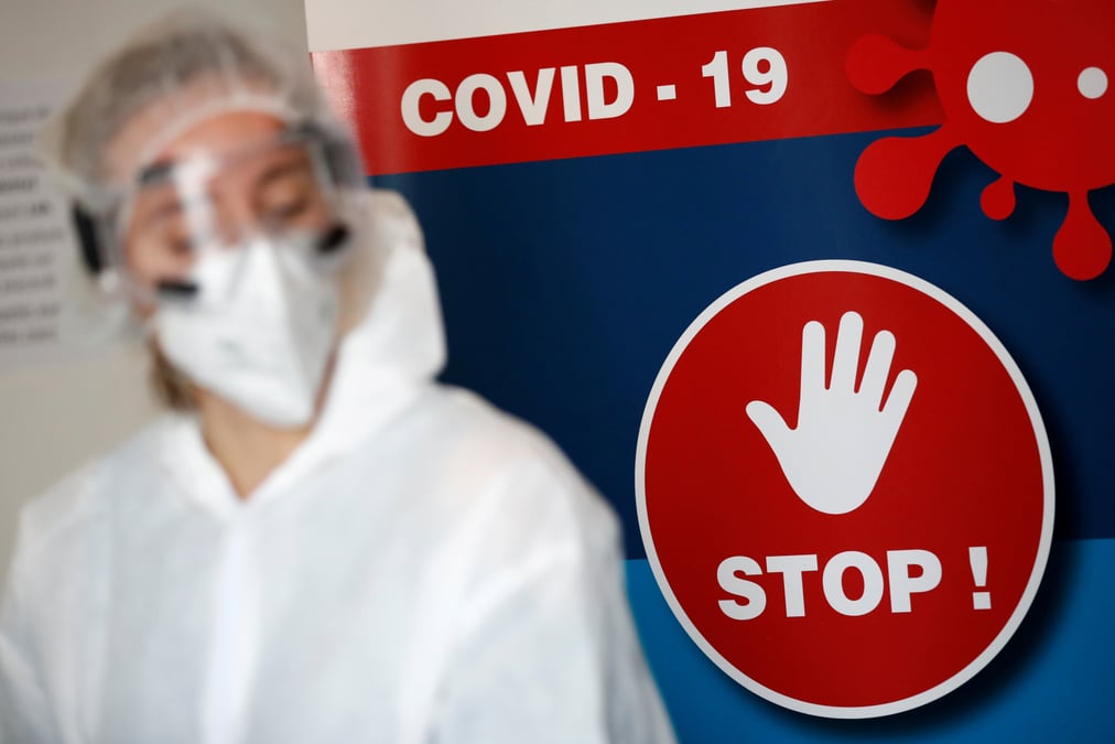 Coronavirus: 12.993 nouveaux cas et 117 nouveaux deces en france