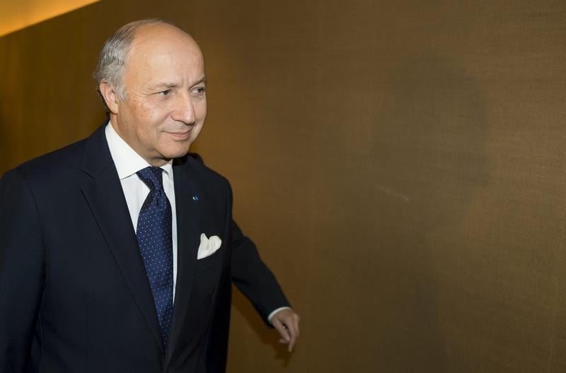 Fabius défend la nouvelle feuille de route de Hollande
