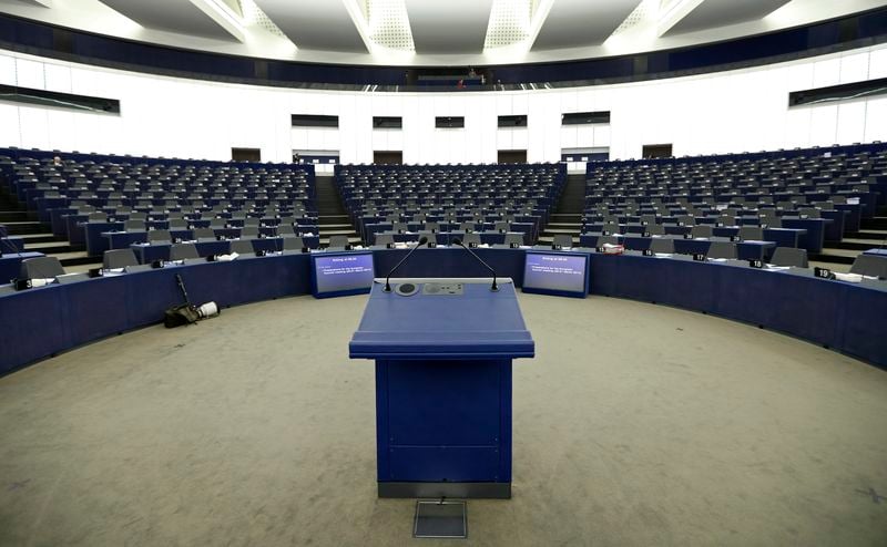 L'UMP en tête pour les européennes, devant le FN et le PS