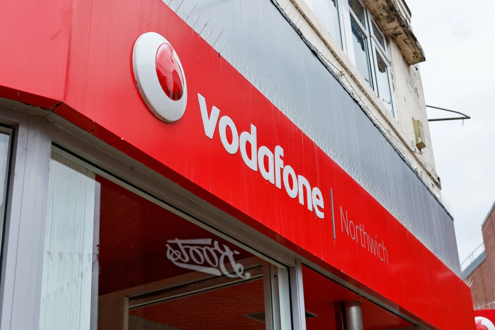 Vodafone essuie de nombreuses difficultés en Italie. Son chiffre d’affaires a reculé de près de 2% lors de son exercice décalé 2021-2022, à 4,4 milliards d'euros.