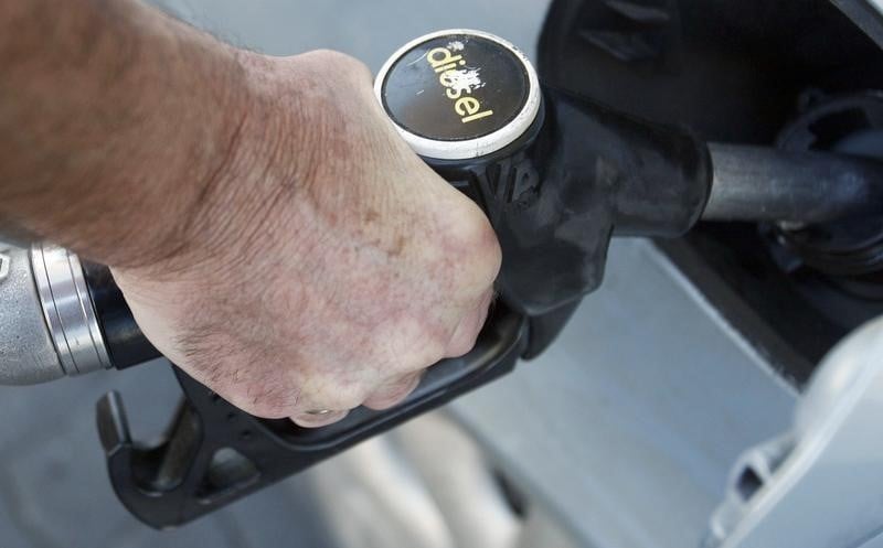 Une hausse de la taxation du diesel proposee dans un amendement au projet de budget
