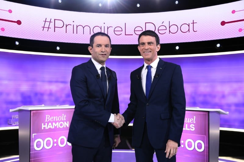 Valls et hamon pour l'interdiction de l'emploi de parents par des parlementaires