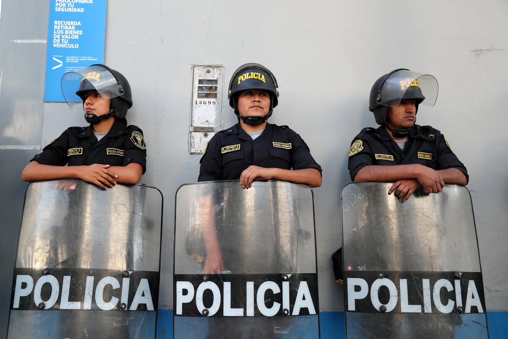 Perou: l'ex-president kuczynski place en detention dans l'attente de son proces