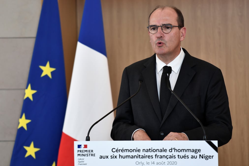 Une "meme inhumanite" a l'oeuvre au niger et au bataclan, dit castex