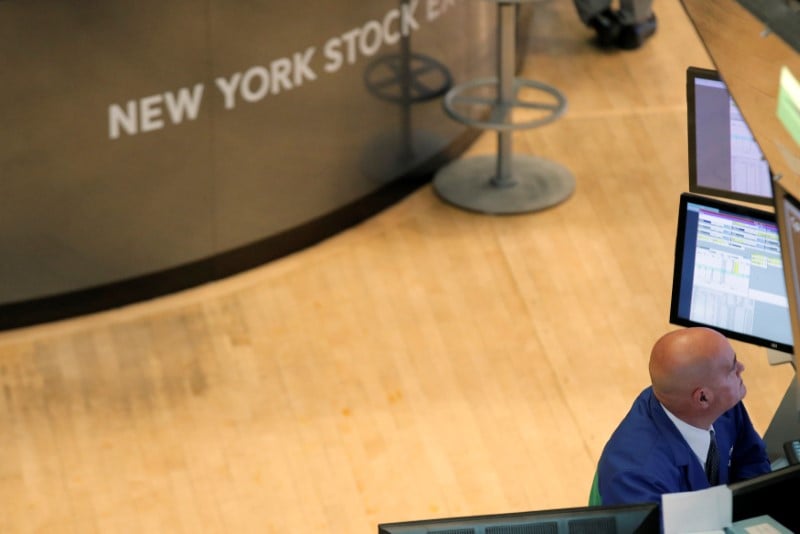 Wall street reste portee par trump