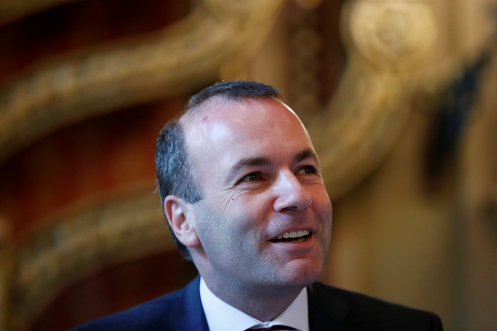 Ppe: manfred weber preconise pour l'instant une simple suspension du fidesz