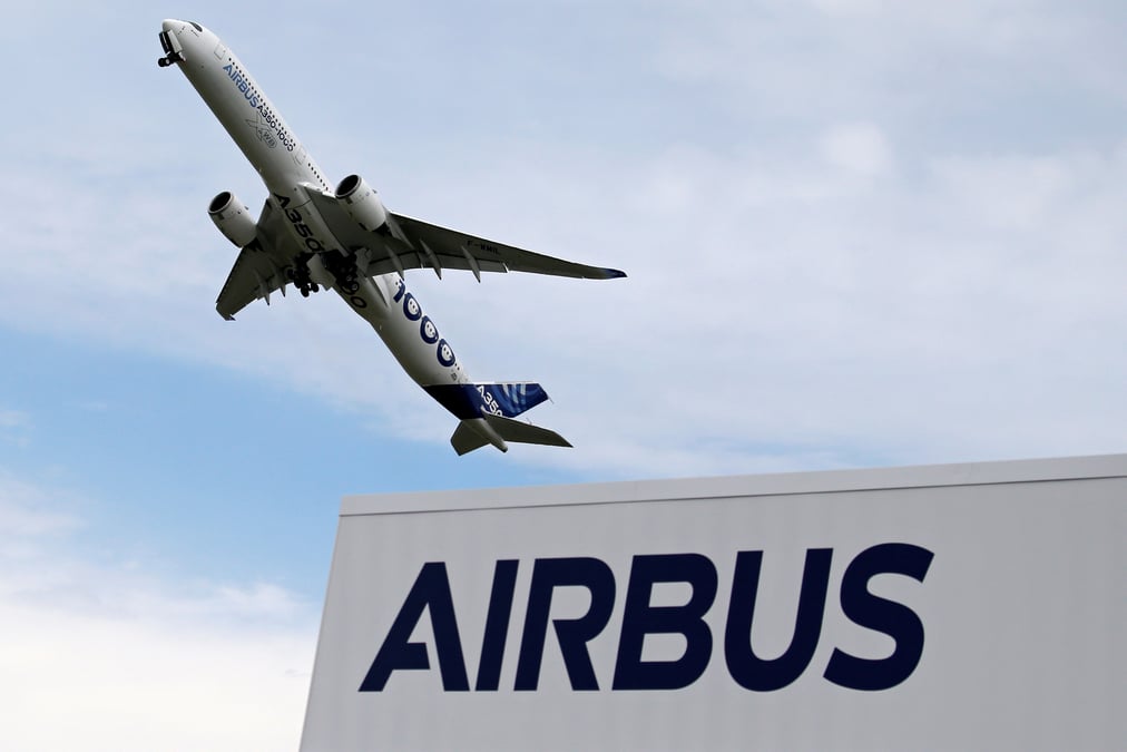 L'agence spatiale europeenne selectionne airbus pour son satellite smile